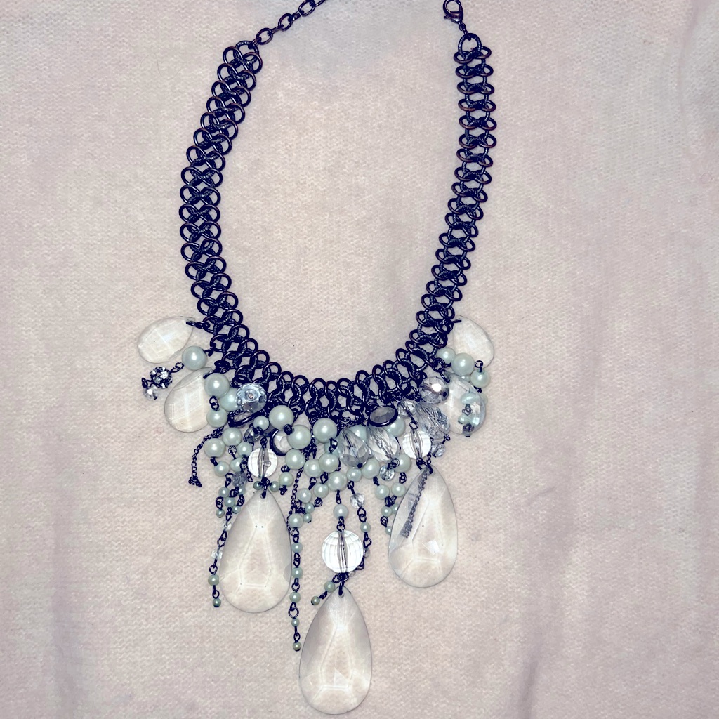 Boston Proper Statement Necklace Glass Beads And Pearl-Like Beads